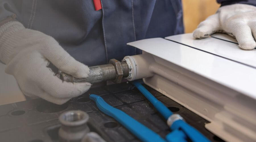 Professional emergency plumbing services in Tolna, ND